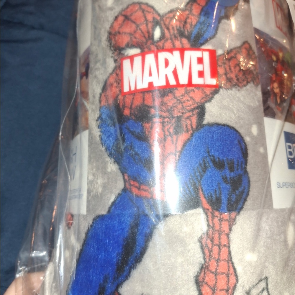 Marvel Spider-Man Fleece Throw - Blue and Red